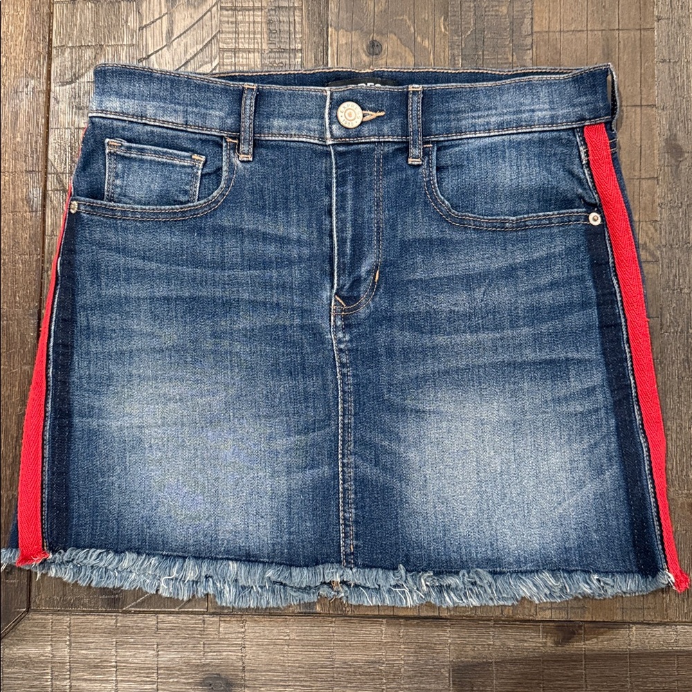 Women’s Express Blue Jean Denim Mini Skirt Red Stripe Raw Hem Stretch 2